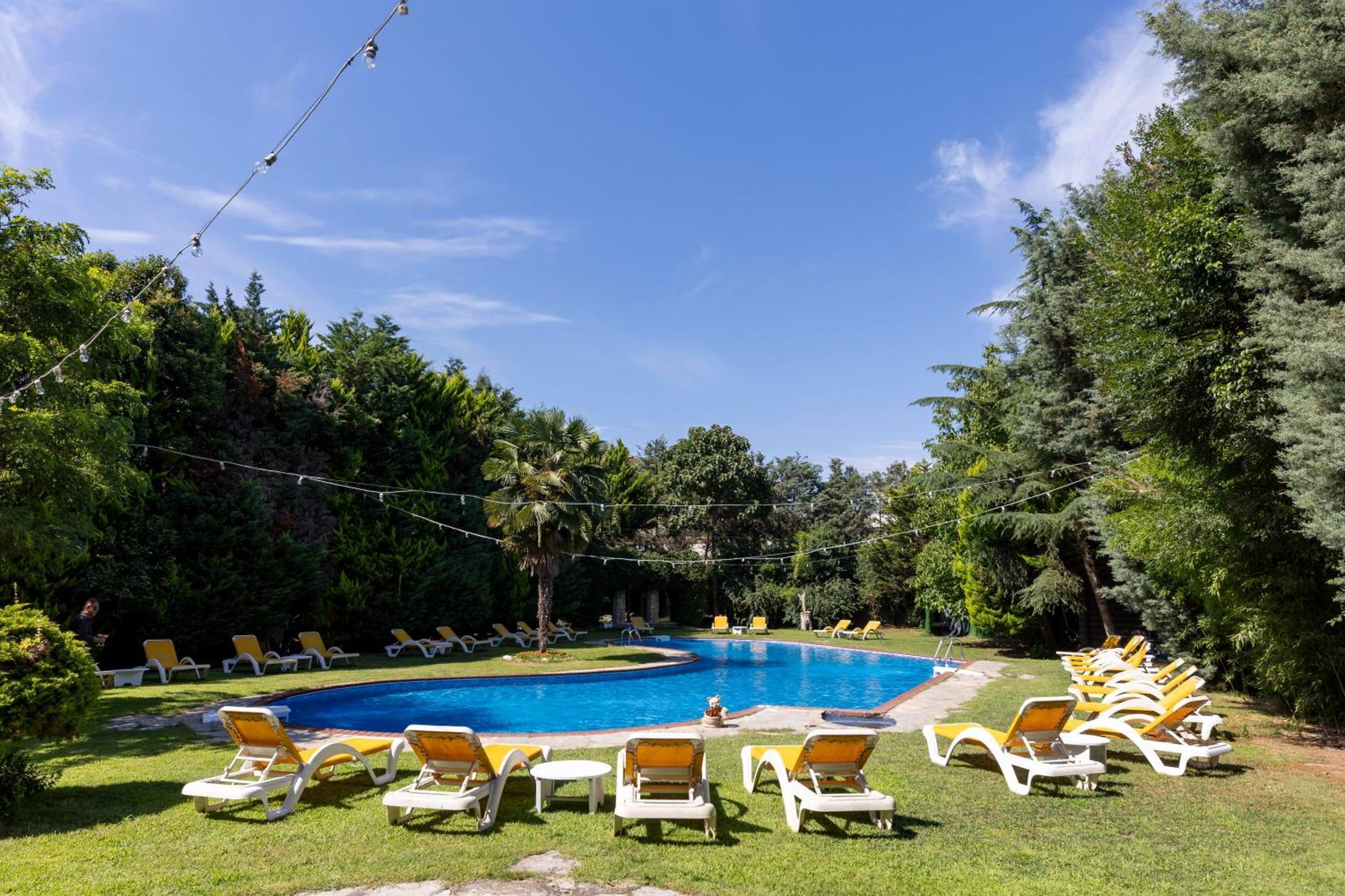 Elite World Village Polonezkoey Hotel 4*